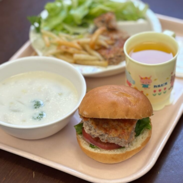 😄予告😊５月こども食堂🍔きてね！